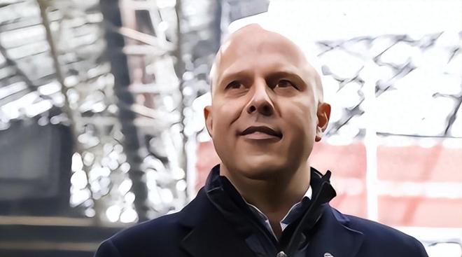 与此同时 与此同时