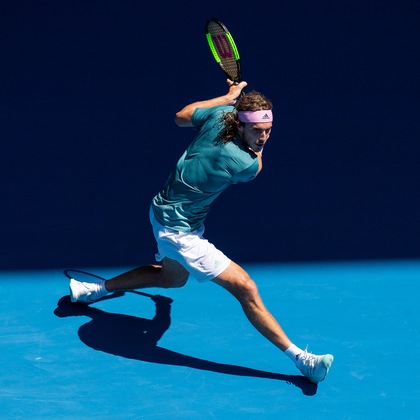 更具悬念 更具悬念