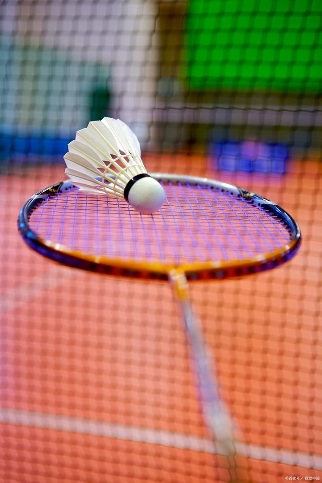 出球队在防 出球队在防